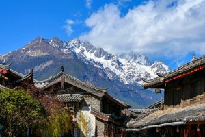 Baisha Old Town in Lijiang (10)