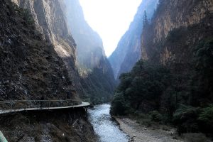 Bala-Gezong-Grand-Canyon-in-Shangrila-Diqing-04