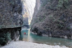 Bala-Gezong-Grand-Canyon-in-Shangrila-Diqing-09