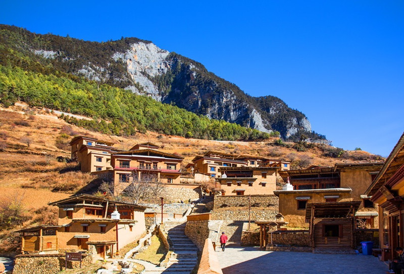 Bala-Gezong-Grand-Canyon-in-Shangrila-Diqing-16