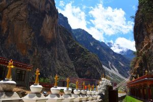 Bala-Gezong-Grand-Canyon-in-Shangrila-Diqing-17