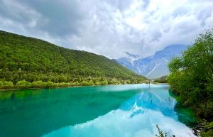 Blue Moon Valley and Baishuihe River in Lijiang (5)