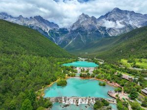 Blue Moon Valley and Baishuihe River in Lijiang (6)
