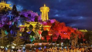 Dukezong Old Town in Shangri La, Diqing (18)