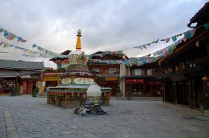 Dukezong Old Town in Shangri La, Diqing (4)