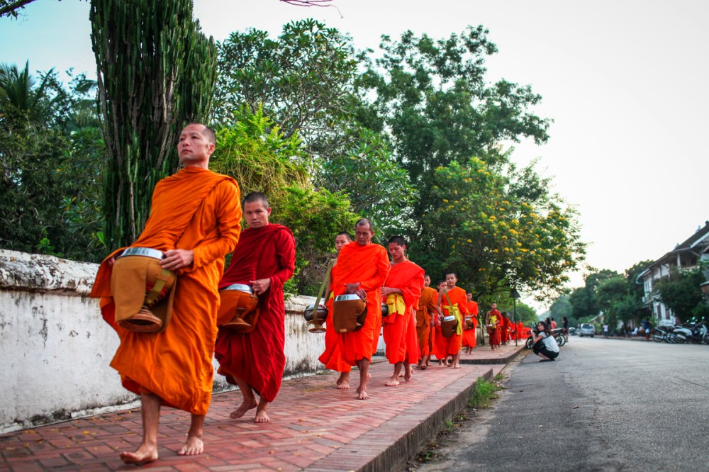 Early Morning Alms Giving to the Monks in Luang Prabang-10