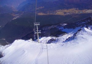 Glacier Park Cableway of Jade Dragon Snow Mountain in Lijiang (21)