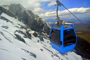 Glacier Park Cableway of Jade Dragon Snow Mountain in Lijiang (24)