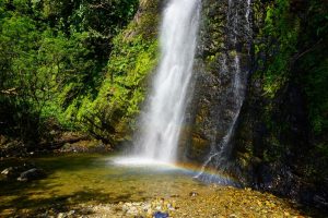 Kaeng Nyui Waterfall in Vang Vieng, Laos (1)