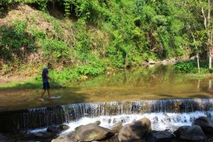 Kaeng Nyui Waterfall in Vang Vieng, Laos (11)