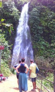 Kaeng Nyui Waterfall in Vang Vieng, Laos (5)