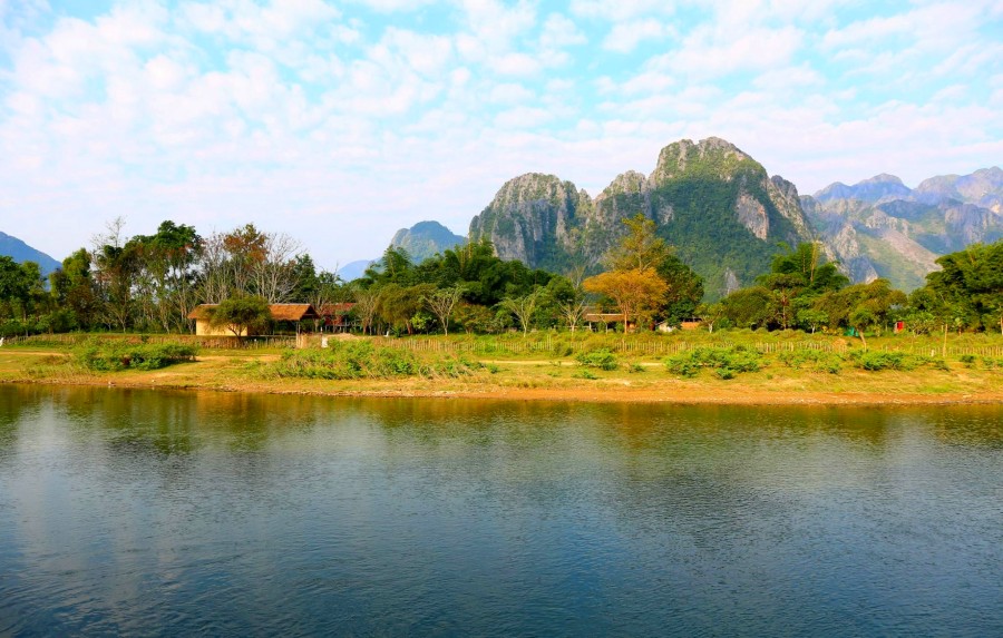 Nam Song River in Vang Vieng, Vientiane (5)