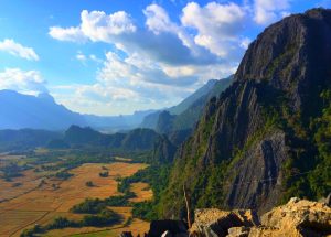 Pha Ngern Silver Cliff in Vang Vieng, Laos (3)