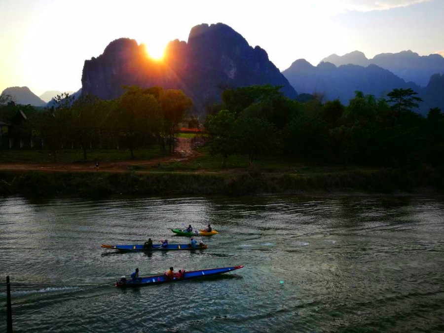 Pha Ngern Silver Cliff in Vang Vieng, Laos (6)