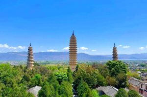 Three Pagodas and Chongsheng Temple in Dali (21)
