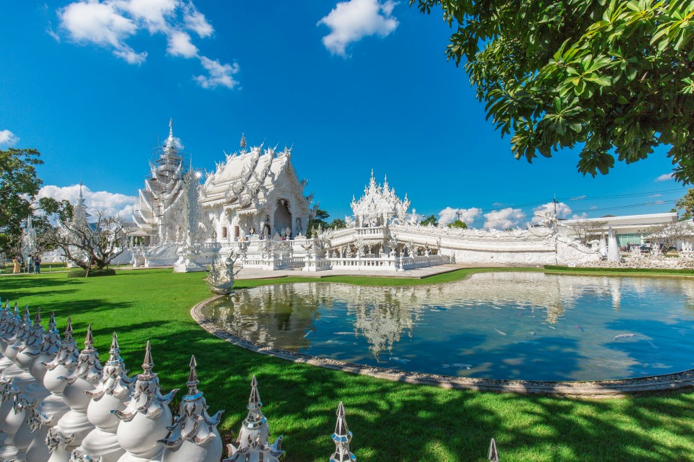 Wat Rong Khun - White Temple in Chiang Rai, Thailand1