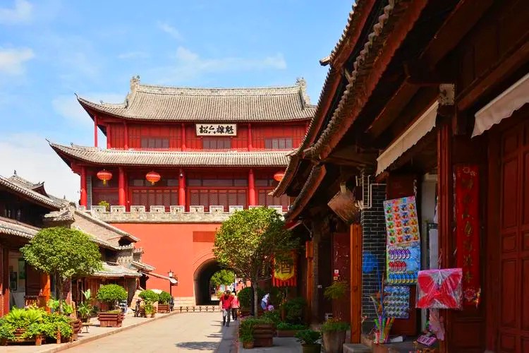Weishan Old Town in Dali (20)