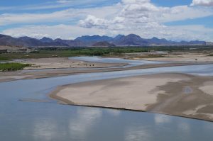 Yarlung-Tsangpo-Valley-in-Lhoka-04
