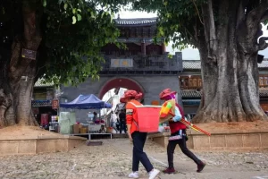 Zhoucheng Village of Bai Ethnic People in Dali (8)