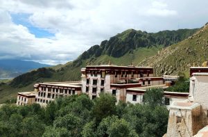 Drepung-Monastery-in-Lhasa-18