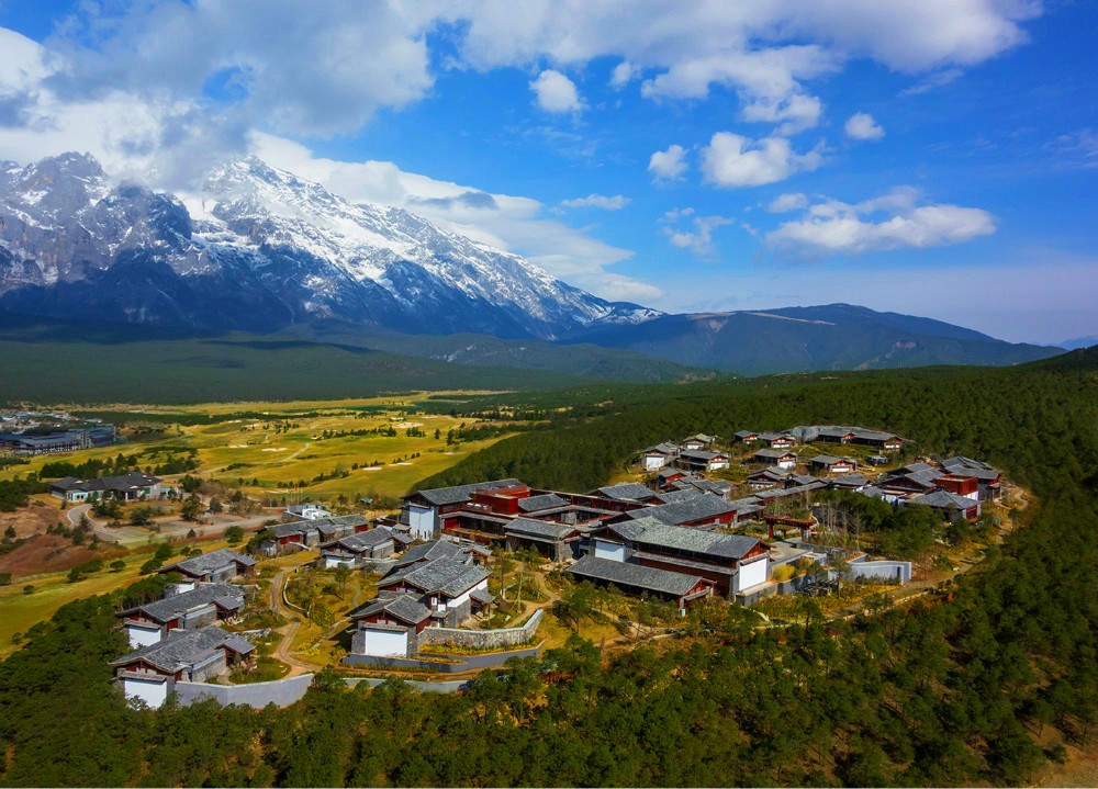 Lijiang Jade Dragon Snow Mountain Golf Club (1)