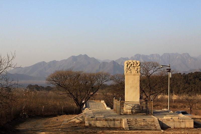Ming-Tombs-in-Beijing-04