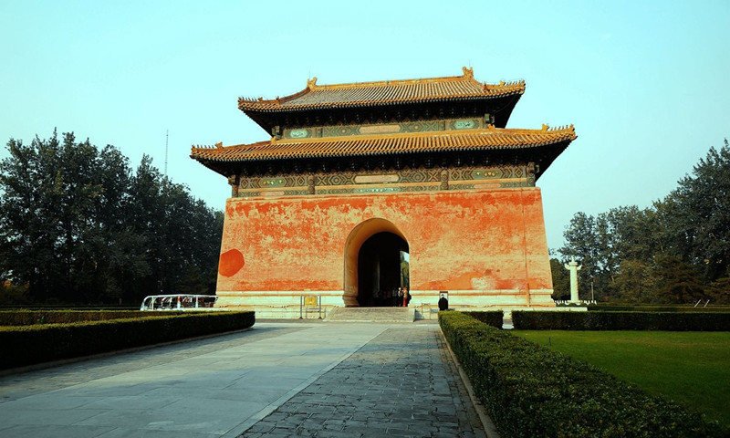 Ming-Tombs-in-Beijing-10