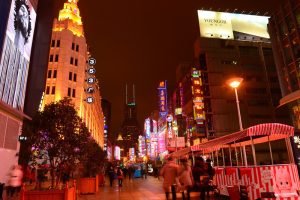 Nanjing-Road-in-Shanghai-01