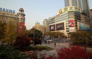 Nanjing-Road-in-Shanghai-05