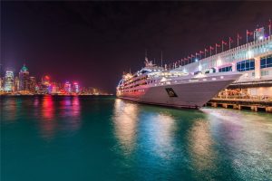 A-Symphony-of-Lights-in-Hong-Kong-01
