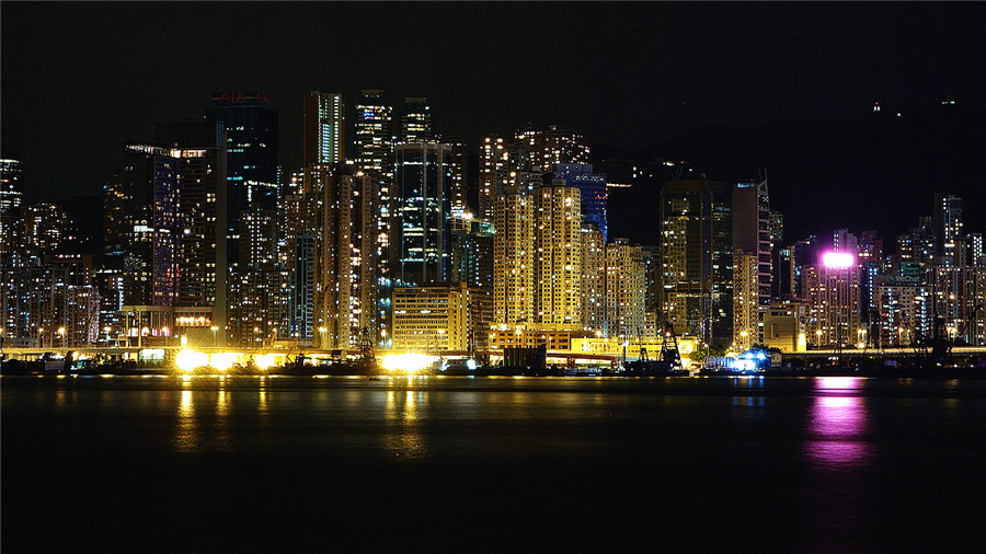 Avenue-of-Stars-in-Hong-Kong-02