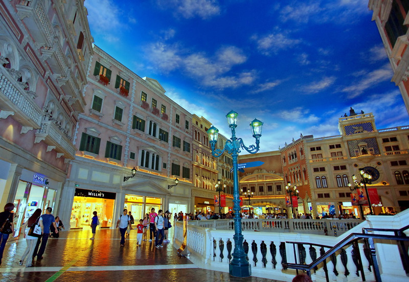 Casino-Lisboa-in-Macau-02