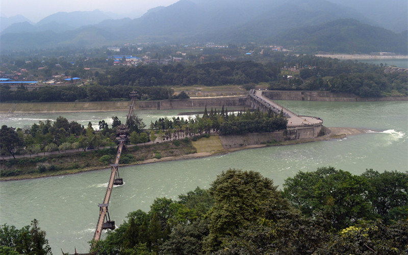 Dujiangyan-Irrigation-System-03-1