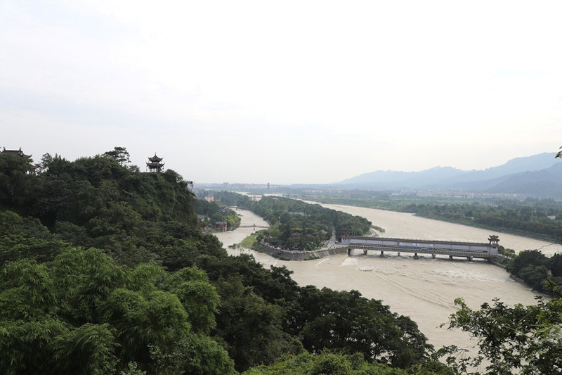 Dujiangyan-Irrigation-System-06-1
