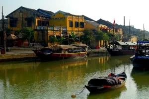 Hoi An Ancient Town in Vietnam (10)