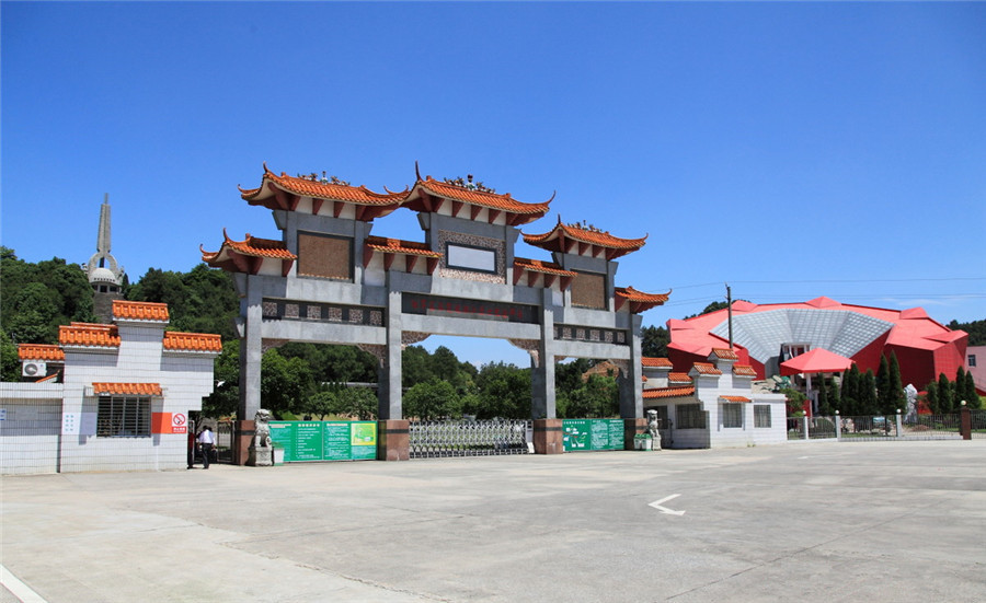 Ling-Canal-in-Xingan-County-Guilin-12