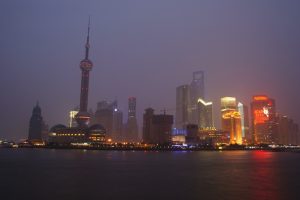 Oriental-Pearl-TV-Tower-in-Shanghai-03