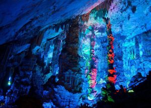 Reed-Flute-Cave-in-Guilin-02