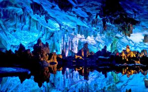 Reed-Flute-Cave-in-Guilin-06