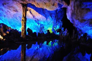 Reed-Flute-Cave-in-Guilin-07