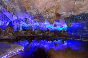 Reed-Flute-Cave-in-Guilin-17