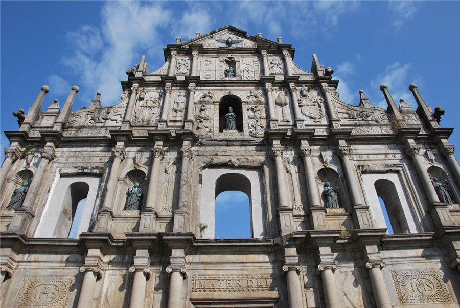 Ruins-of-St.-Paul’s-in-Macau-02