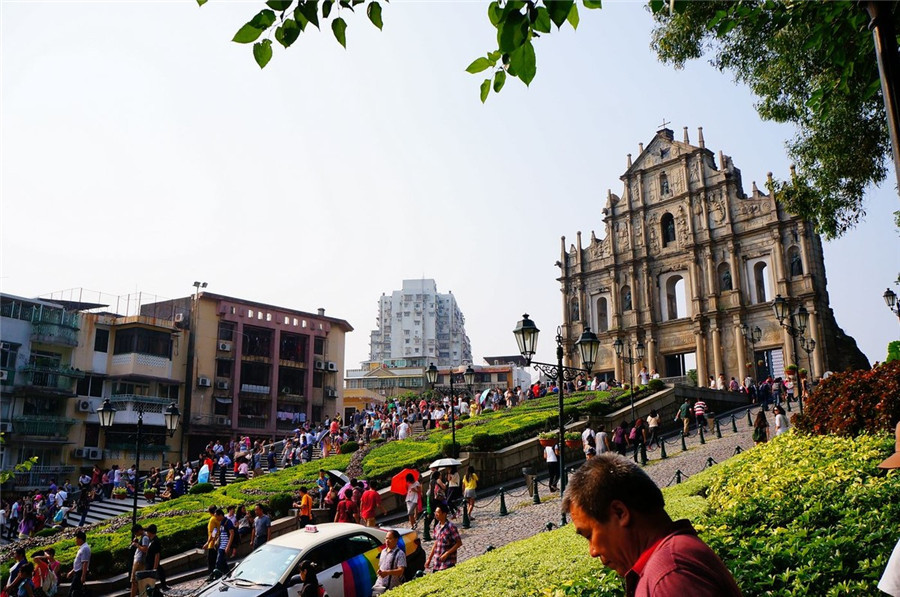 Ruins-of-St.-Paul’s-in-Macau-10