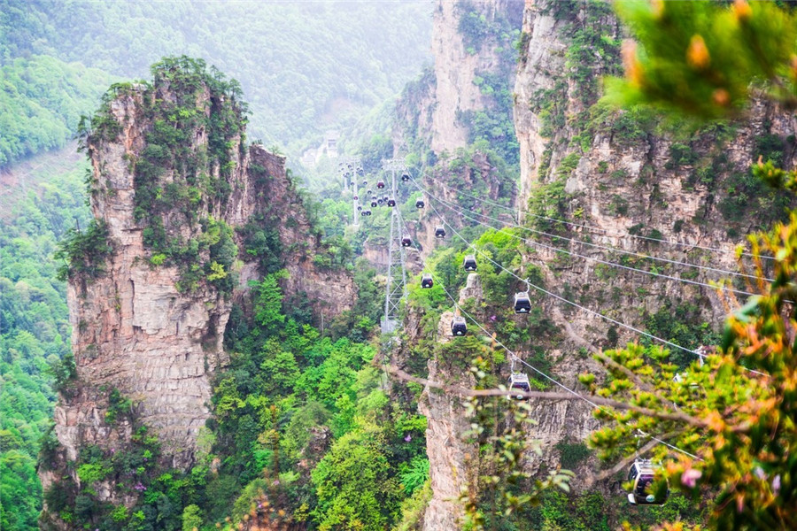 Tianzi-Mountain-Nature-Reserve-in-Zhangjiajie-10