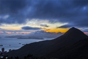 Victoria-Peak-in-Hong-Kong-08