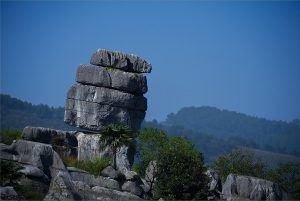 Wansheng-Stone-Forest-in-Chongqing-10