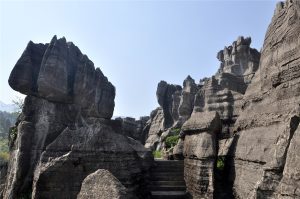 Wansheng-Stone-Forest-in-Chongqing-15