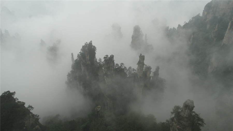 Yuanjiajie-Scenic-Area-in-Zhangjiajie-06