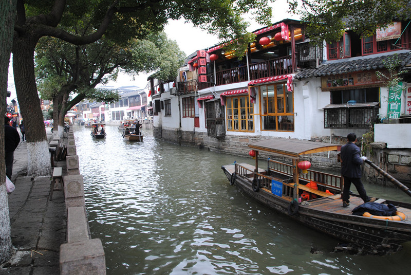 Zhujiajiao-Water-Town-in-Shanghai-19