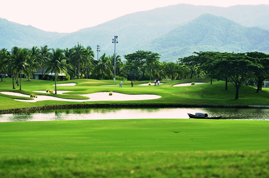 Sanya-Yalong-Bay-Golf-Club